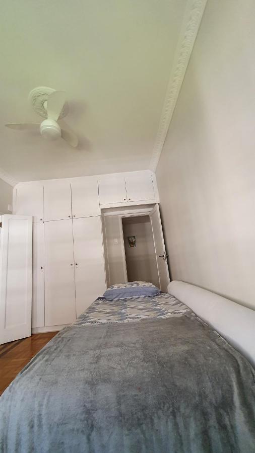 Belissimo Apto 2 Quartos Copacabana A 3 Minutos Andando Apartemen